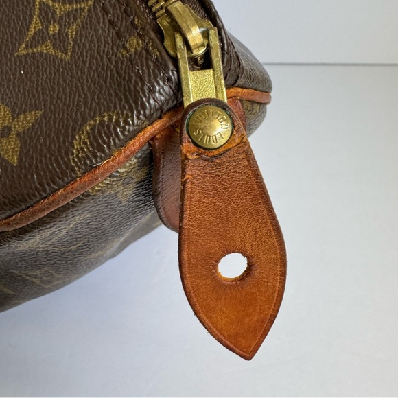 SOLDLouis Vuitton Speedy 30 Bag Vintage LV Monogram Canvas Top Handle Soft Purse - Picture 6 of 14